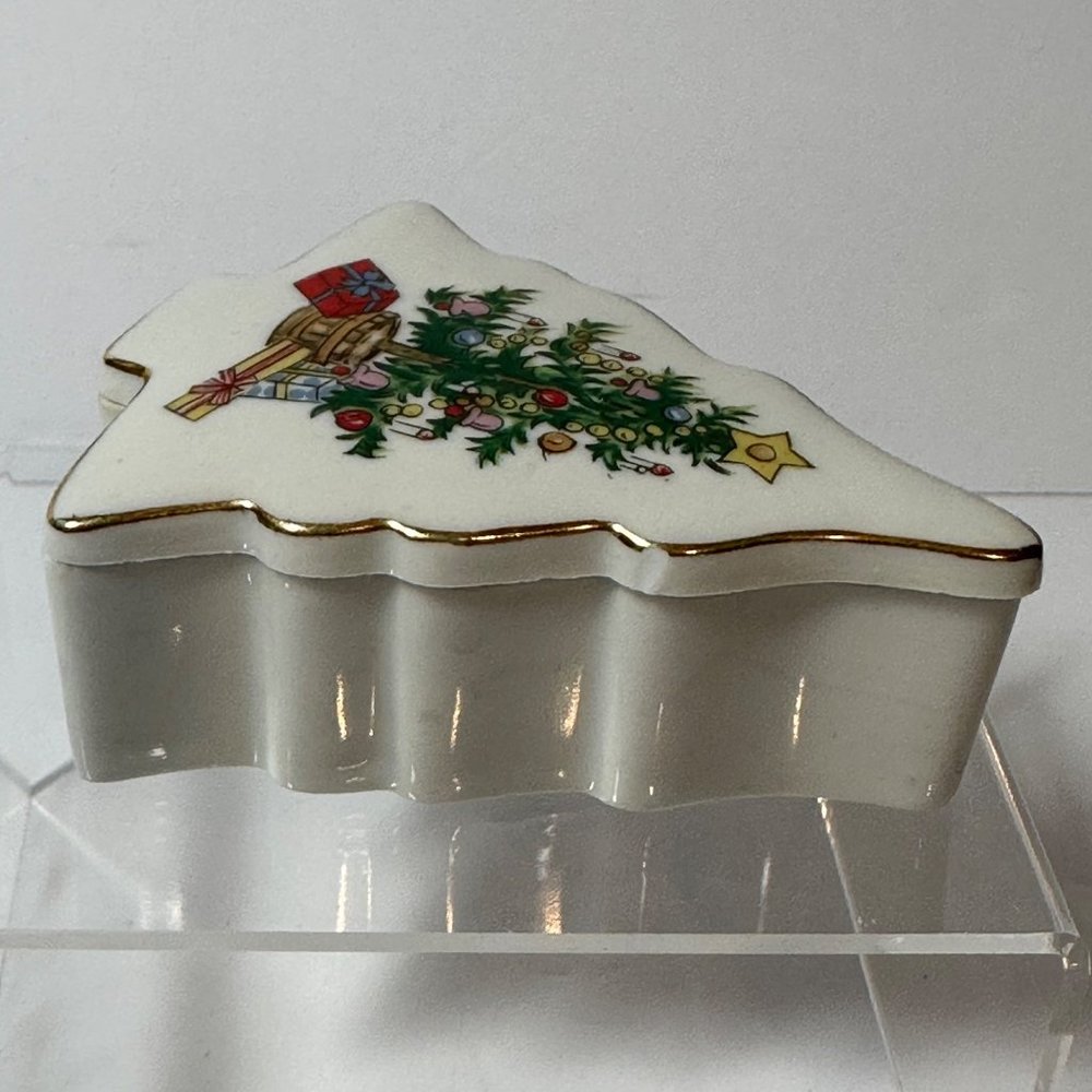 Lefton Vintage Hand Painted Porcelain Christmas Tree Trinket Box Made In Japan - Picture 3 of 8